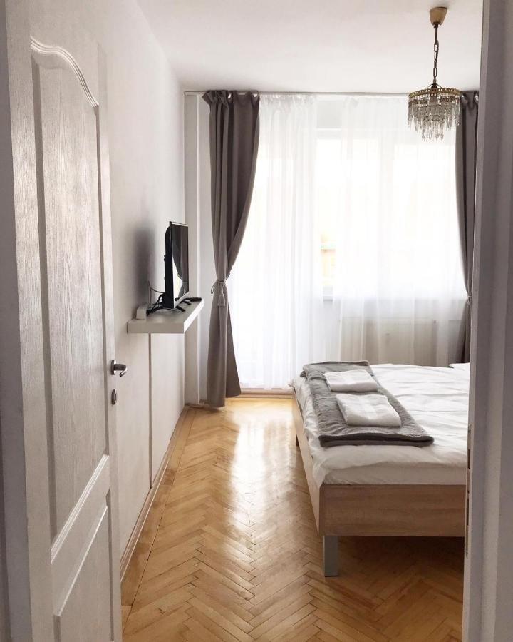 Ultracentral Apt With City Center View - Smart Tv - Ac ティミショアラ エクステリア 写真